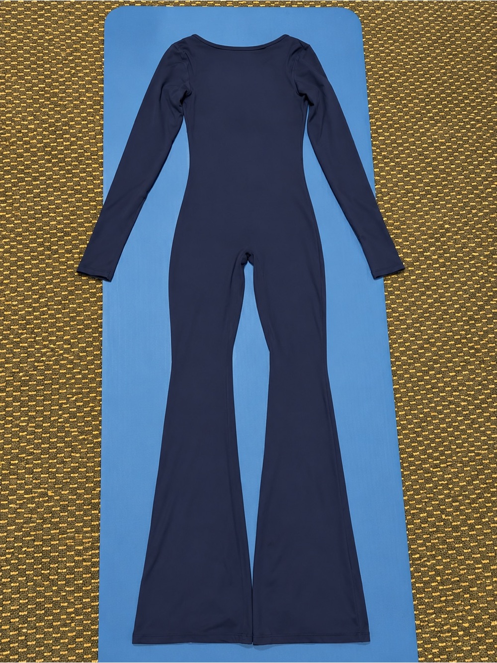 Qinsen navy size small Long Sleeve Flare Jumpsuit Like New